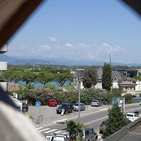 La Terrazza Sul Lago Пескиера дел Гарда Екстериор снимка